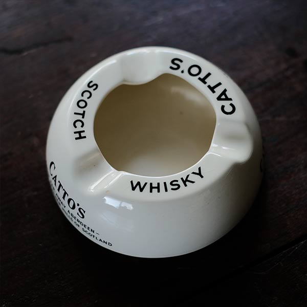 Catto's（カトス）Scotch Whisky 陶器の灰皿
