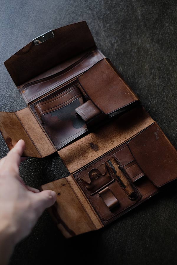 レザーのツールケース