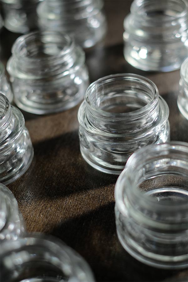 デッドストックのガラス瓶