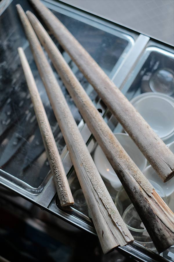 カジキの口先に伸びた角みたいなやつ