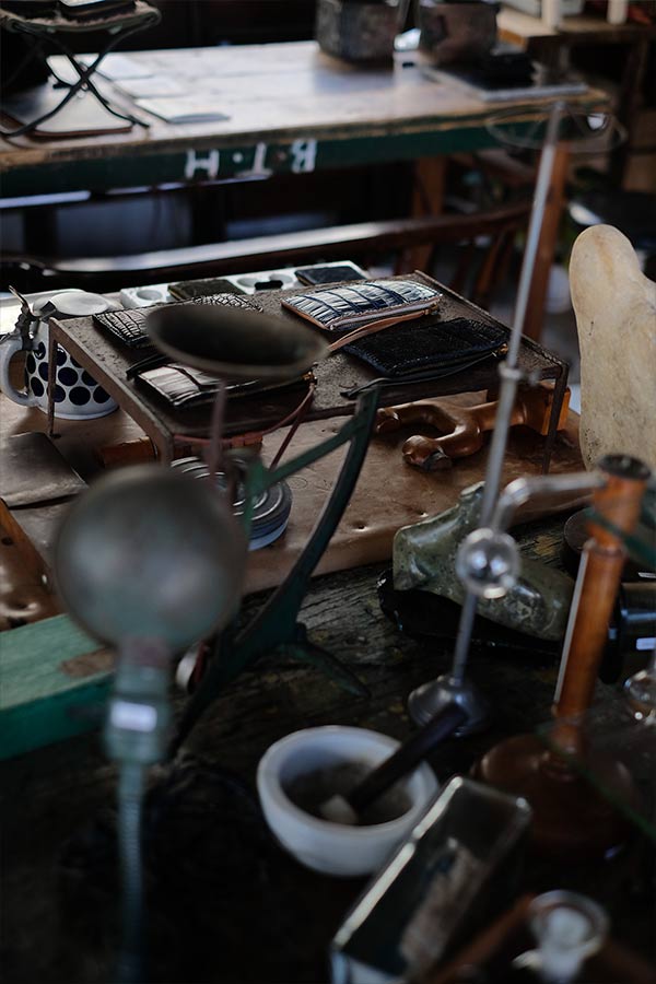 古いものと革小物展二日目