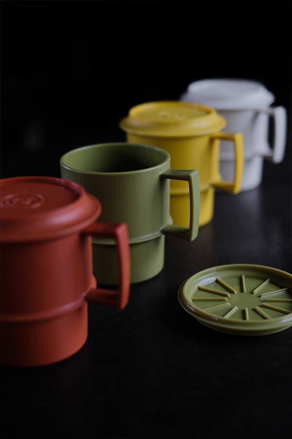 TUPPERWARE タッパーウェア 蓋付きカップセット