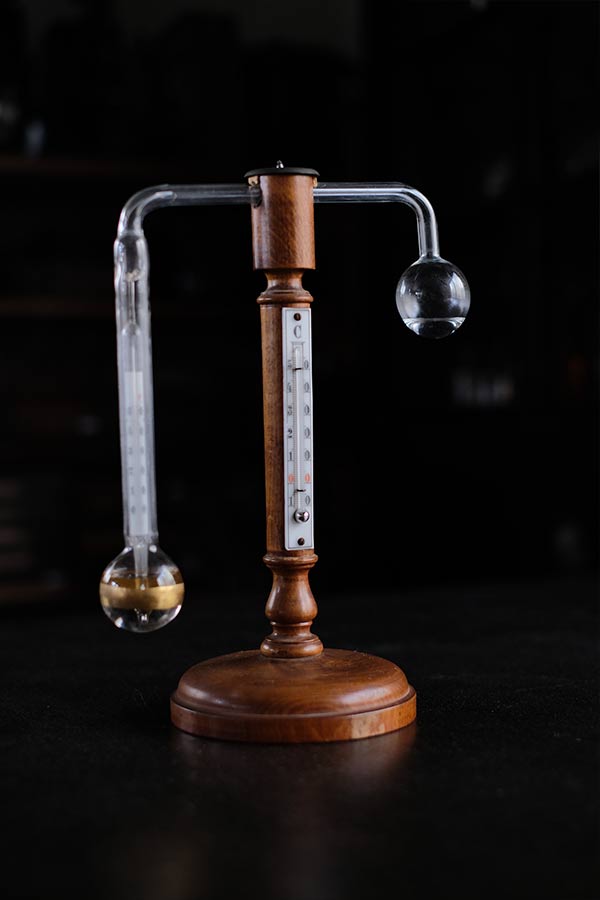 ダニエル湿度計