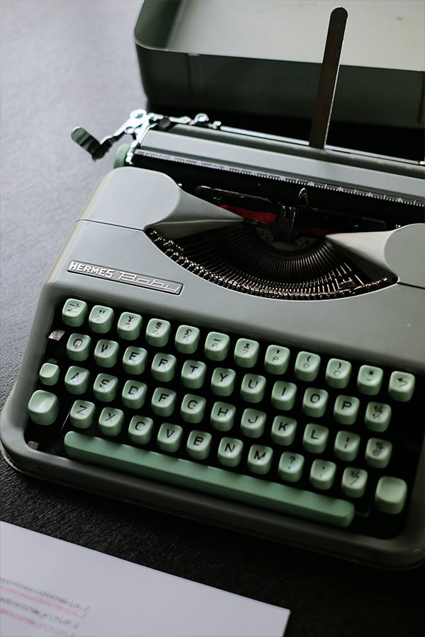 HERMES Baby タイプライター