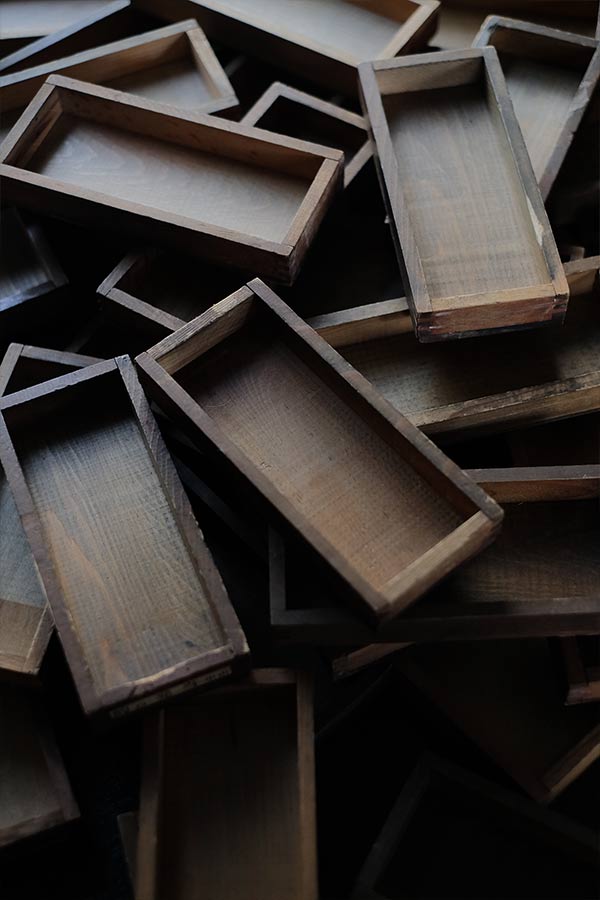 活版印刷の木のトレー