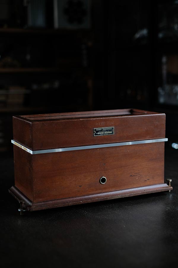 HENRY TROEMNER 天秤ケース