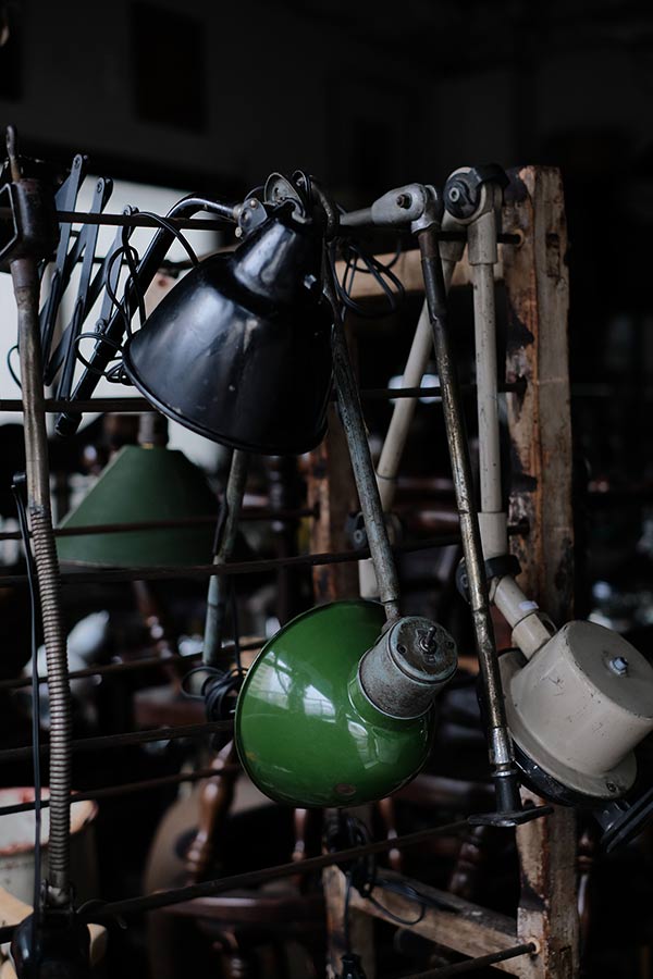 ドイツや日本のアームランプ